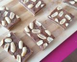 Foto del paso 4 de la receta: Barritas de cacahuetes y anacardos (snickers veganos)