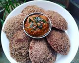 A picture of step 4 of Ragi idli.