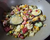 A picture of step 4 of Chicken, Vegetable, and Spaghetti Stir-Fry.