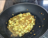 Foto del paso 2 de la receta: Empanadillas de lentejas con mayonesa Tom Yum