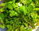 A picture of step 3 of Khatti teekhi chutney.