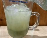 Foto langkah ke 2 dari resep Matcha Float.