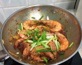 A picture of step 2 of Spicy Butter Prawn.
