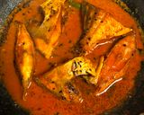 A picture of step 5 of Pomfret Macher Jhal (Bengali Fish Curry).
