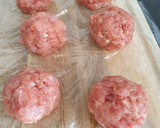 Foto del paso 2 de la receta: Hamburguesas caseras de pavo en freidora de aire Cosori