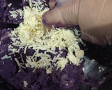 Foto langkah ke 4 dari resep 212. Roti Tawar Isi Ubi (Kroket Ubi).