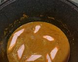 A picture of step 5 of Creamy tomato pasta / meatballs.