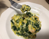 Foto del paso 6 de la receta: Espinacas con gambas y queso