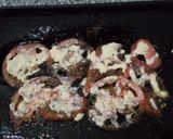Foto del paso 2 de la receta: Merluza al atún y queso azul, sobre base de tomates al tomillo