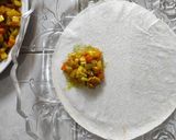 Foto langkah ke 6 dari resep Samosa Isi Sayur.