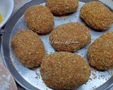 Foto langkah ke 4 dari resep Beef Menchi Katsu.