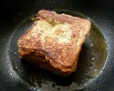 A picture of step 7 of Monte Cristo Sandwich.