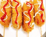 Hình bước làm 4 của món Hotdog - xúc xích phomai Hàn Quốc siêu to khổng lồ