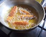A picture of step 5 of Fish fingers.