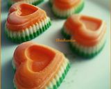 A picture of step 12 of Tricolor panna cotta.