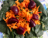 Foto del paso 1 de la receta: Ensalada de Espinaca Zanahoria y Huevo