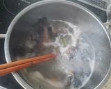 Hình bước làm 1 của món Cá mú xào hành (ruốc cá mú)