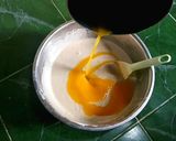 Foto langkah ke 3 dari resep Kembang Goyang/Seroja Warna.