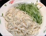 一根黃瓜熱拌蒜蓉辣味麻醬麵的食譜步驟1照片