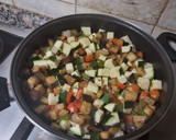 Foto del paso 2 de la receta: Dorada con verduras y almendras