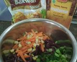 Foto langkah ke 2 dari resep Bakwan kobis ungu.