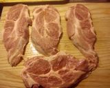 Sült tarja hagymás krumplival recept fázis 2 fotója