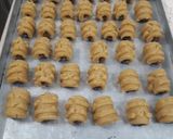 عکس مرحله 4 از دستور قرابیه چنگالی (با مغز خرماو کشمش)