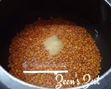 A picture of step 1 of Mujaddara.