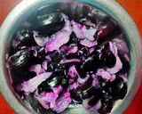 A picture of step 1 of Jamun shots / Indian blackberry shots.