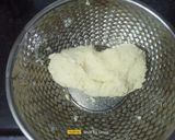 A picture of step 2 of Tricolour Peda.