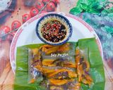A picture of step 9 of Vegetarian Bánh Bột Lọc with Fried Tofu Skin, Wood Ear Mushrooms, and Carrots.