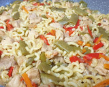 Foto del paso 3 de la receta: Fideuá con magro de cerdo