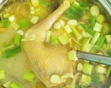 Foto langkah ke 10 dari resep Soto Ayam Kampung dan Keripik Kentang.