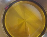 Foto del paso 1 de la receta Bacalao infusionado con verduritas, acelgas y ajos chips