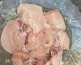 Foto langkah ke 1 dari resep Ayam bumbu kuning pedas tanpa santan.