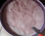 Foto langkah ke 3 dari resep Puding susu strawberry.