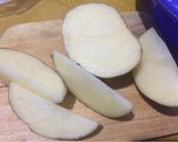 Foto langkah ke 1 dari resep Cheesy potato wedges.