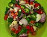 Foto langkah ke 7 dari resep Nila Bakar Teflon, Sambal Matah.