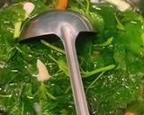 Foto langkah ke 3 dari resep #02.Sayur Bening Bayam Wortel.