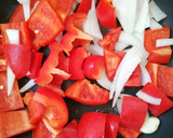 Foto del paso 1 de la receta: Coliflor en salsa de pimiento 🍲🧡(apta para keto)