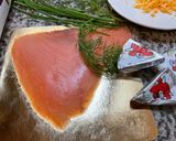 Une image de l'étape 1 de 🎉APÉRITIF SAUMON 🍣 VACHE 🐄 QUI RIT 🤣 FACILE.