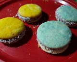 Foto del paso 4 de la receta: Alfajores de maizena de colores