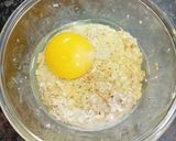A picture of step 2 of Healthy Oats Veggies Egg Cheela.
