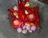 Foto langkah ke 2 dari resep Ayam, Telur Bumbu Bali Asli.