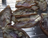 Foto del paso 4 de la receta: Berenjenas rellenas de restos de cocido