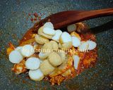 Gambar langkah 8 resipi Spaghetti Goreng Pedas.
