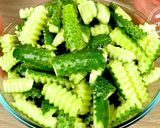 Фото кроку 1 до Огурцы в кетчупе на зиму. Обалденная закуска | Cucumbers in ketchup for the winter.Awesome appetizer.
