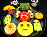 A picture of step 2 of Halloween Ghost Monster In Spooky Characters In Salad Fruit Platter.