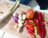 Foto langkah ke 1 dari resep Sambal Goreng Kentang, Bakso, dan Udang.