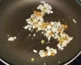 Foto langkah ke 2 dari resep Tumis toge bayam bawang putih.
